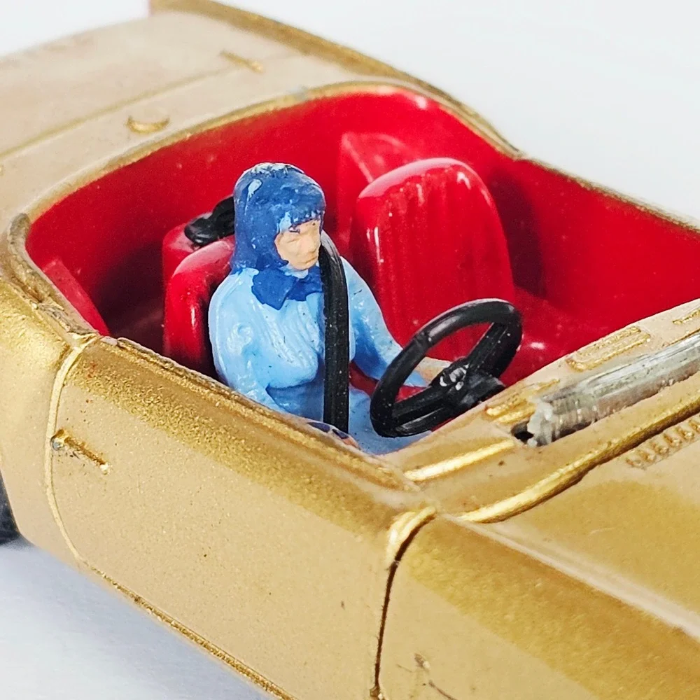 Vintage Corgi Toys Triumph Spitfire Gold Diecast Car 1:43 Scale Rare Collectible